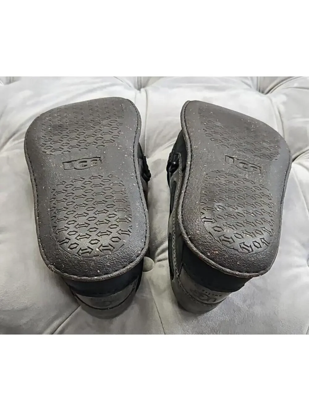 UGG Australia 1005715 Gray Suede Boat Shoes Loafers Mens Flats Slippers 10